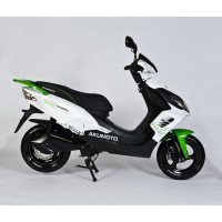 Elektrický skútr AKUMOTO 600 3 kw dojezd 85 km